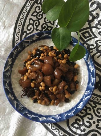 肉皮黑黄豆