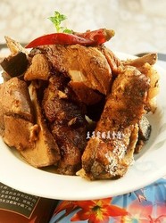 卤煮猪脊骨