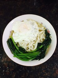 薯苗鸡蛋面