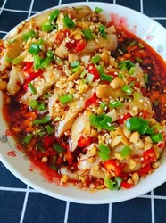 凉拌鸡腿
