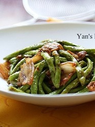 10分钟家常快手菜-五花肉煸豇豆