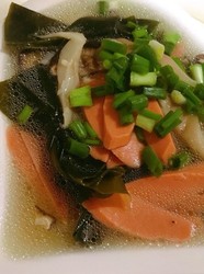 海带蘑菇肉汤