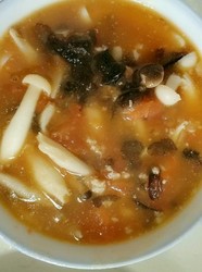 番茄蘑菇紫菜汤