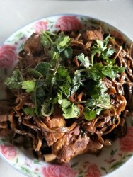 豆角干烧鸭腿