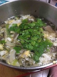 蘑菇鸡蛋汤