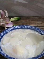 鸭蛋清水年糕