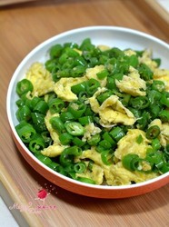 线椒炒鸡蛋
