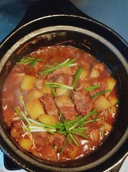 西红柿土豆炖牛腩