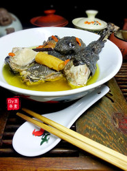 滋补乌鸡汤