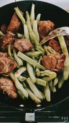 豆角炖脊骨