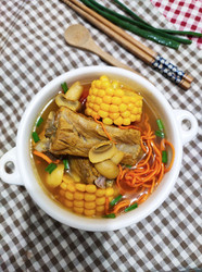 虫草花排骨汤