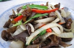 木耳炒洋葱