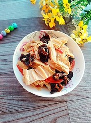 腐竹烩木耳
