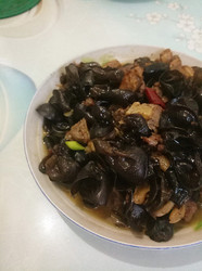 木耳炒鸡