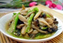 杭椒炒蟹味菇