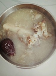 煲大骨汤