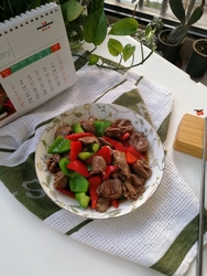 青红椒炒鸭心
