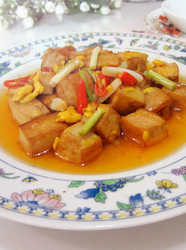蛋黄豆腐丁