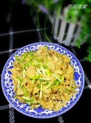 蒜黄炒干豆腐