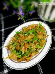 青椒拌鸡爪