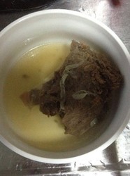炖牛骨
