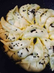 锅贴饺子