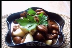 大蒜烧肥肠
