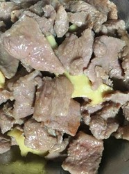 炒鸭肉