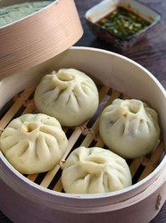 酱香干豇豆猪肉包