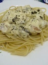 奶油培根蘑菇意面