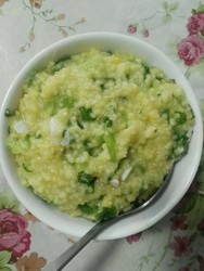 咸蛋蔬菜营养米粥