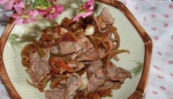 猪肉炒西瓜皮