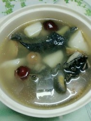 山药枸杞乌鸡汤