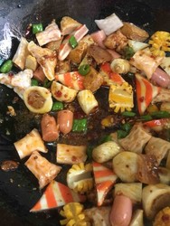 土豆烧丸子