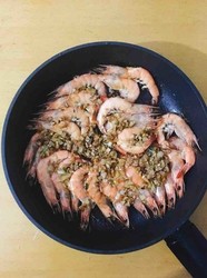 蒜蓉铁板虾