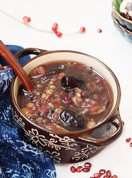 花生红枣杂粮粥