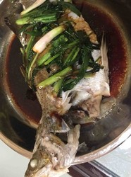 酱油蒸鱼