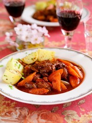 法式红酒炖牛肉