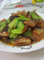 莴笋片烧驴肉