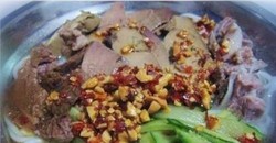 鸭肝煮粉