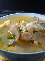 酸萝卜鸡肉汤