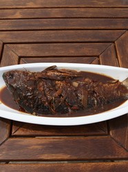 酱烧鲤鱼