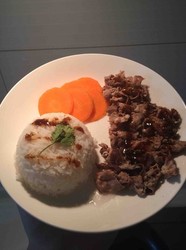 黑椒肥牛饭