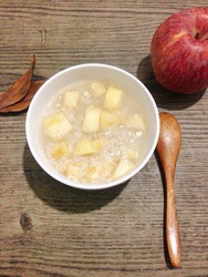 苹果麦片米粥