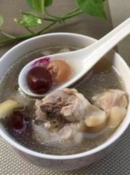红枣鸡汤