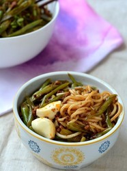肉末豆角丝拌面