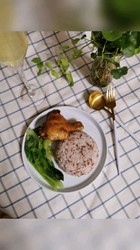 鸡腿饭
