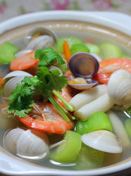海鲜蔬菜汤