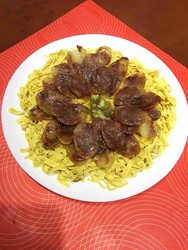 腊肠（咸肉）蒸百叶