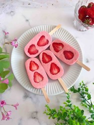 草莓酸奶冰棒